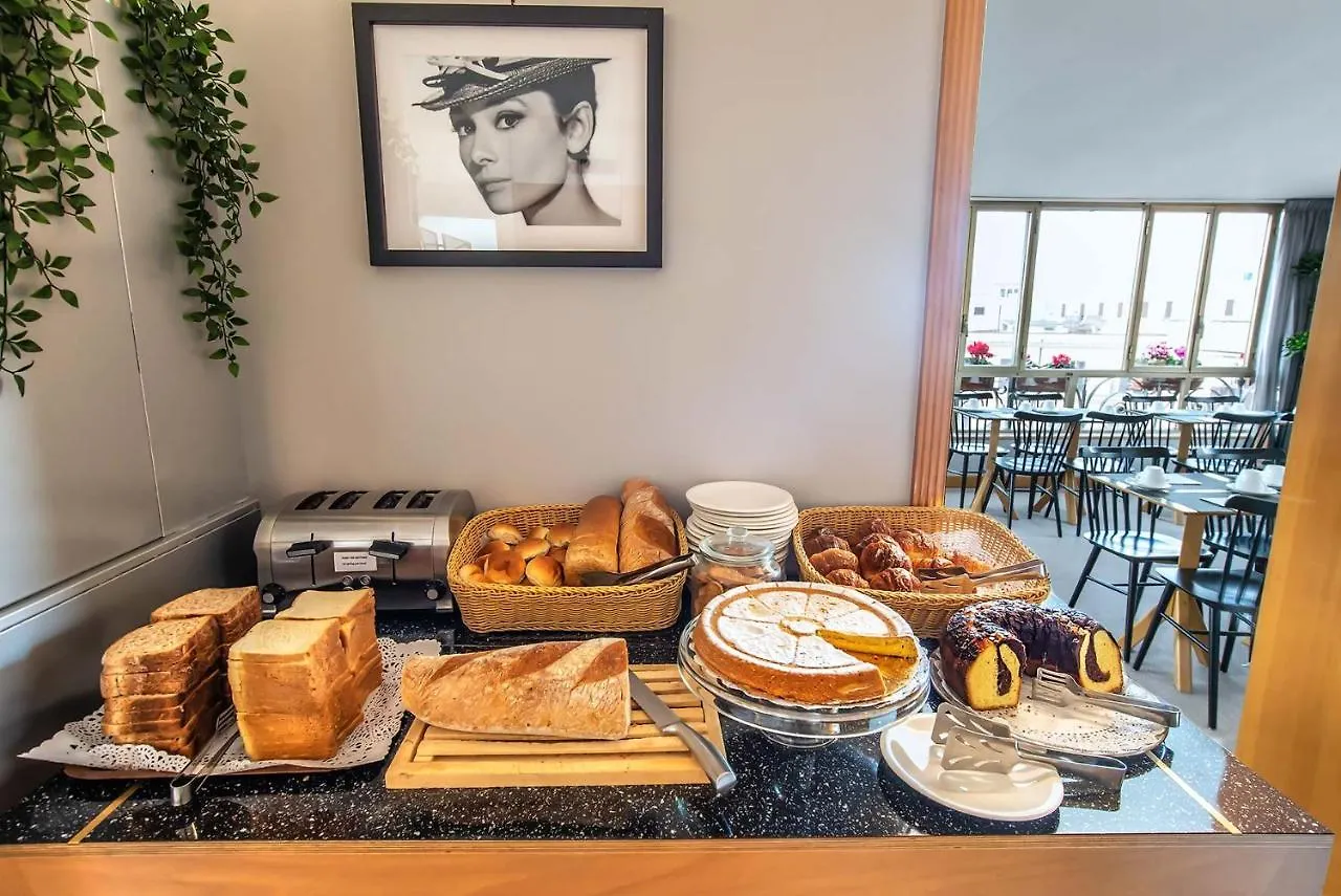 Hotel Tritone Rome