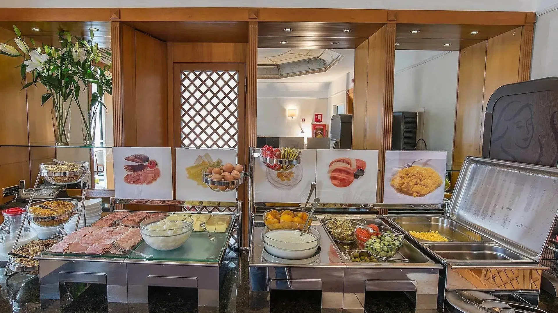 Hotel Tritone Rome