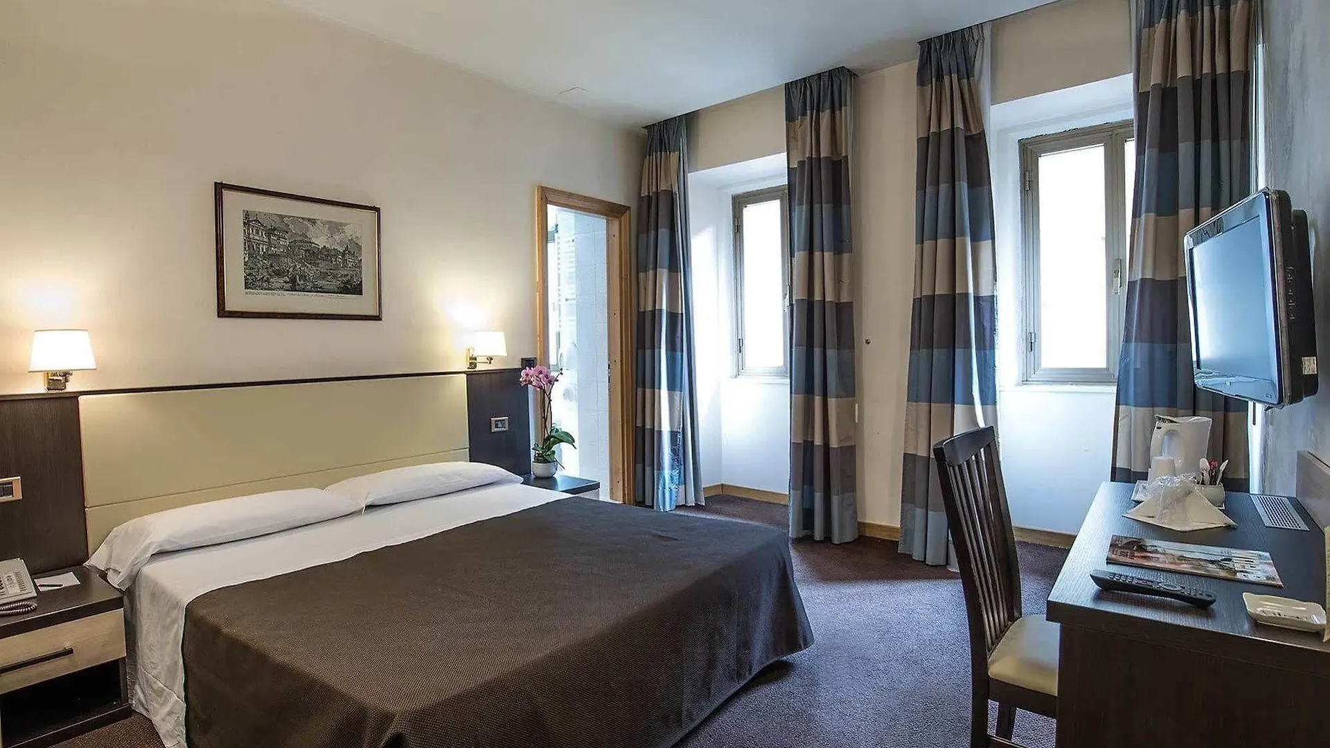 ***  Hotel Tritone Rome Italie