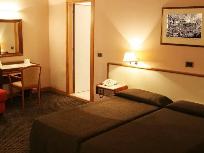 Hotel Tritone Rome 3*,  Italie