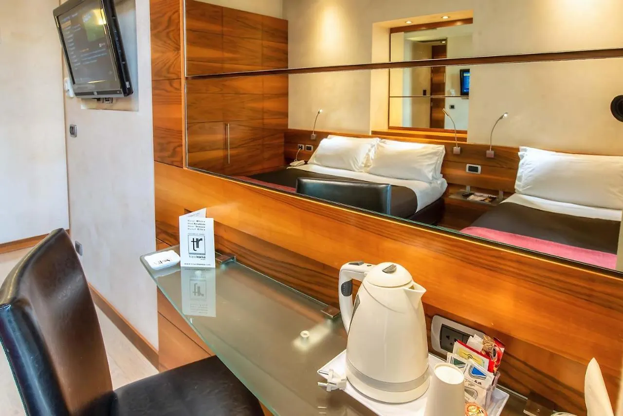 Hotel Tritone Rome